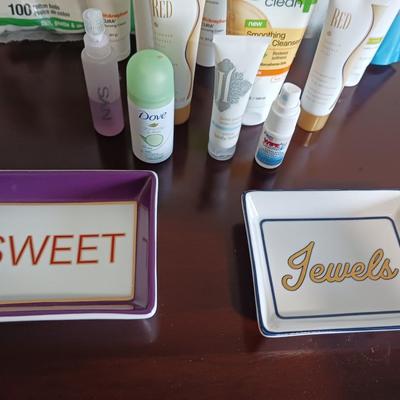 TOILETRIES AND BEAUTY SUPPLIES