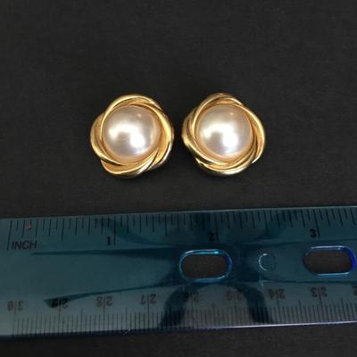 Beautiful, gold tone, faux, pearl stud earrings