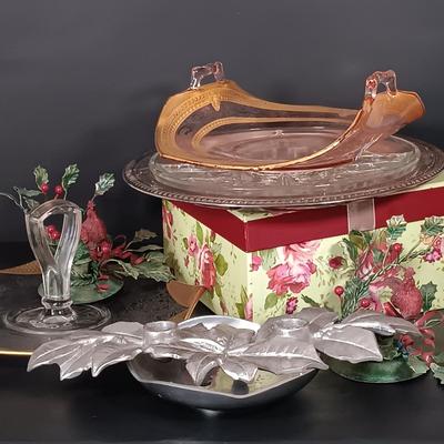 LOT 229: Gilded Pink Depression Glass Bowl, Studio Tu Mugs, Silver-Tone Metal Holly Candlestick Holder & More