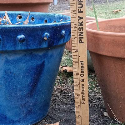 LOT 233: Set of (5) Pottery Planters