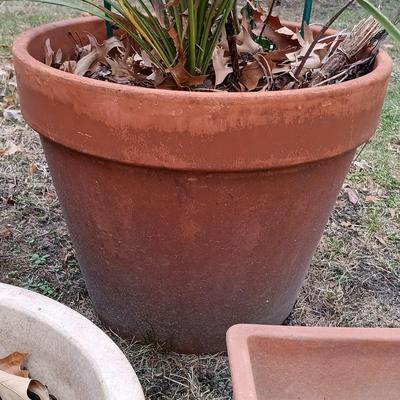 LOT 233: Set of (5) Pottery Planters