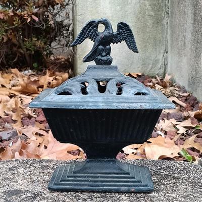 LOT 236: Cast-Iron Eagle 'Cachepot' Planter with Lid