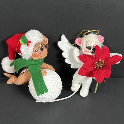 LOT 245: Annalee Ornaments, Stained Glass Angel, Crystal Tree, Father Christmas Ornament & More
