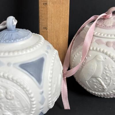 LOT 246: Lladro Ornaments 1988 and 1989