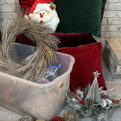 LOT 248: Holiday Pillows, Musical Santa Faces, Ornaments, Centerpiece, Ornaments &n More