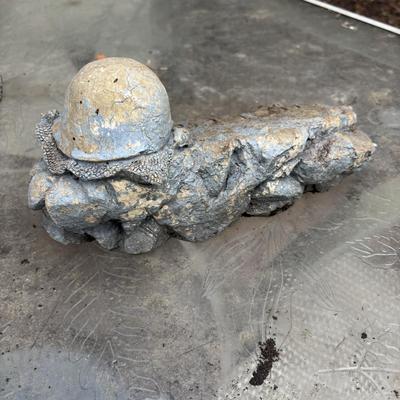 LOT 251: Garden Welcome Sculpture w/Snail and Ceramic Frogs