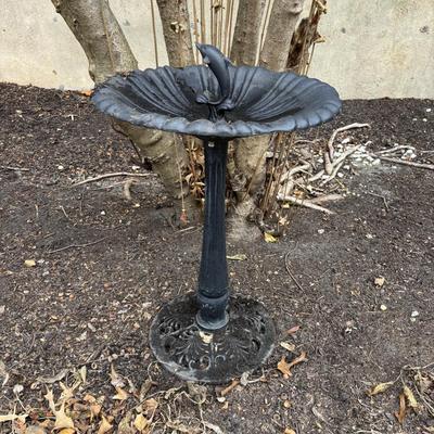 LOT 254: Cast Iron Pedestal Bird Bath