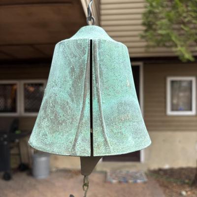 LOT 255: Cast Bronze Wind Bell, Jeff Cross for Harmony Hollow Bell Works