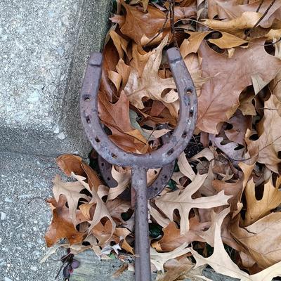 LOT 260: Horseshoe Boot Scraper