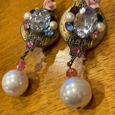 Multi colored embellished brooch and earrings