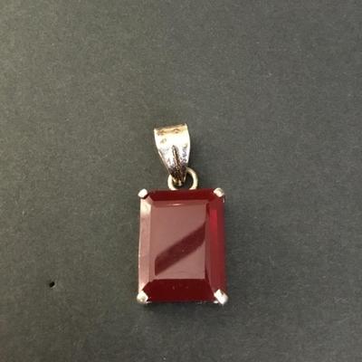 Beautiful, natural red ruby, emerald, cut solitaire, 925 sterling silver pendant