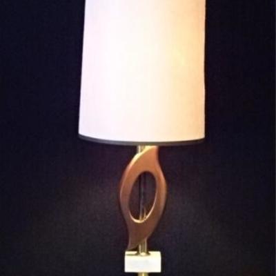 LOT 95: MID CENTURY MODERN TABLE LAMP