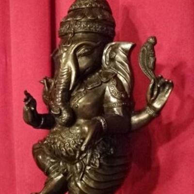 LOT 118B: LARGE BRONZE SCULPTURE OF GANESH
