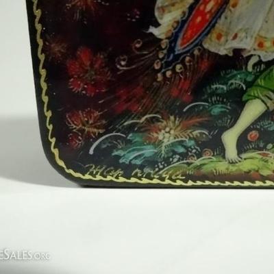 LOT 83B: 6 PC RUSSIAN HAND PAINTED LACQUERED BOXES