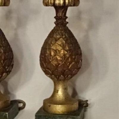LOT 86: PAIR PINEAPPLE FORM LAMPS
