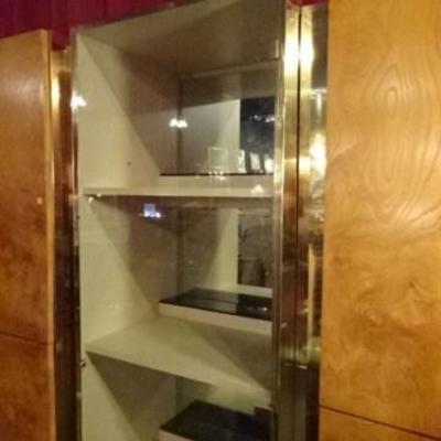 LOT 122: 3 PC LIGHTED BAR CABINET