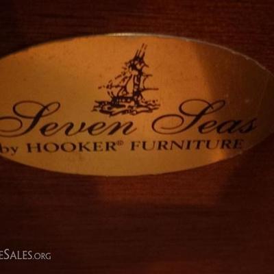 LOT 35D: SEVEN SEAS BY HOOKER 3 DRAWER CHEST