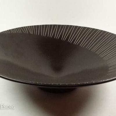 LOT 93A: HAEGER POTTERY CENTERPIECE BOWL