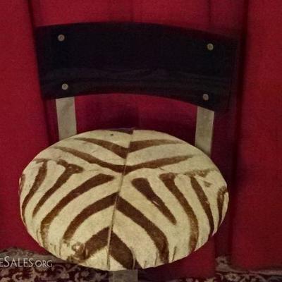 LOT 116B: STEEL AND ACRYLIC SWIVEL BARSTOOL