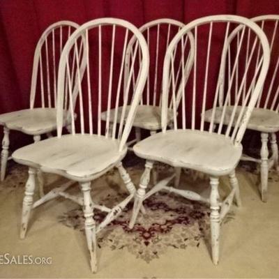 LOT 126A: 5 WINDSOR CHAIRS