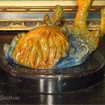 LOT 132: LARGE BRONZE STINGRAY SCULPTURE