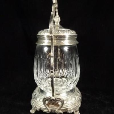 LOT 18C: LARGE LEAD CRYSTAL ICE BUCKET WITH LID AND CADDY