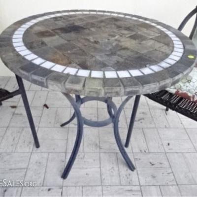 LOT 110D: 3 PC PATIO TABLE AND CHAIRS
