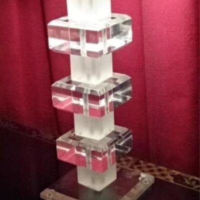 LOT 71D: LARGE STACKED BLOCK LUCITE LAMP