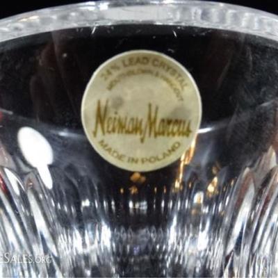 LOT 153: NEIMAN MARCUS 24% LEAD CRYSTAL VASE 