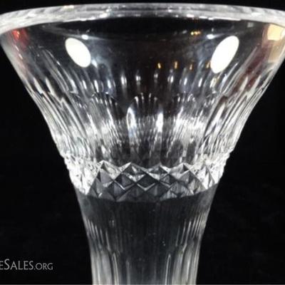 LOT 153: NEIMAN MARCUS 24% LEAD CRYSTAL VASE 