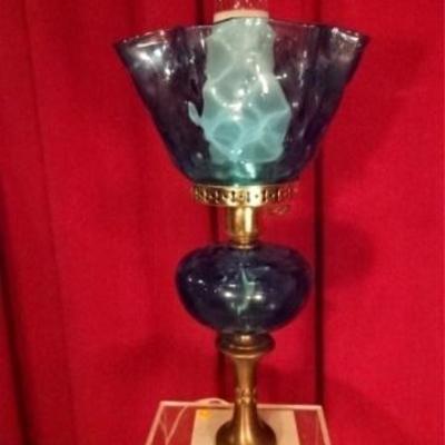 LOT 16B: ITALIAN MARBLE AND GLASS LAMP, BLUE GLASS SHADE