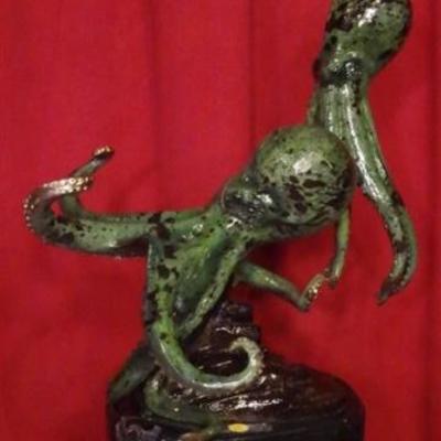 LOT 65B: LARGE PATINATED BRONZE SCULPTURE, 2 OCTOPUSES, ON MARBLE BASE