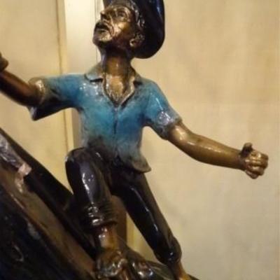 LOT 118: LARGE PATINATED BRONZE SCULPTURE