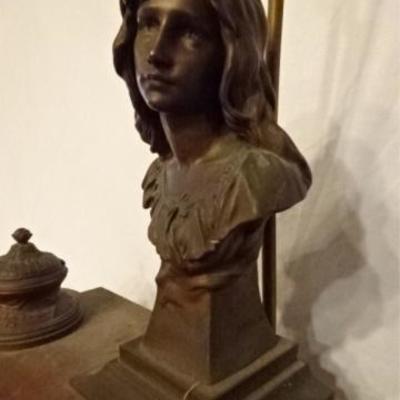 LOT 61C: BRONZE FIGURAL DESK LAMP WITH 2 INKWELLS