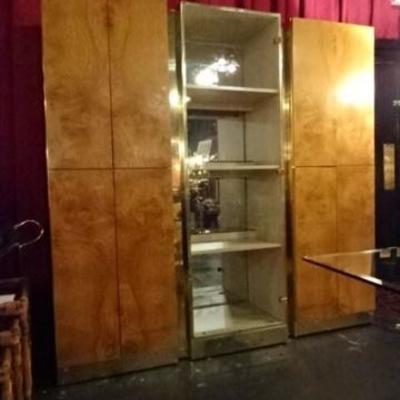 LOT 122: 3 PC LIGHTED BAR CABINET
