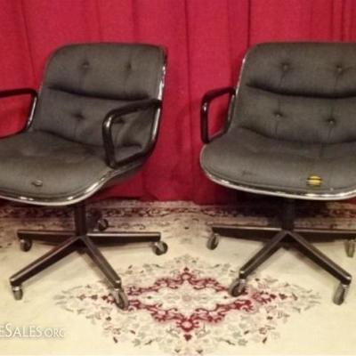 LOT 35: PAIR KNOLL OFFICE CHAIRS ON CASTERS, WITH KNOLL LABELS