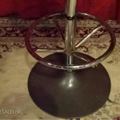 LOT 119D: PAIR VINTAGE LUCITE BARSTOOLS BY HILLS MANUFACTURING