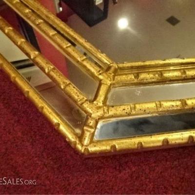 LOT 72B: OCTAGONAL GILT WOOD MIRROR WITH MIRRORED FRAME