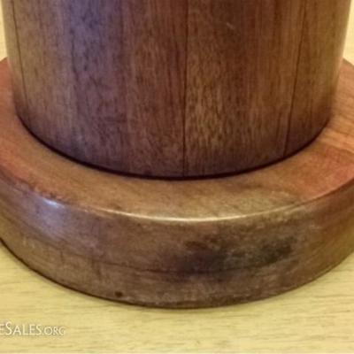 LOT 89D: TALL MID CENTURY MODERN WOOD LAMP,