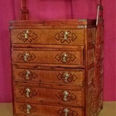 LOT 64D: CHINESE 5 DRAWER WOOD WEDDING BOX