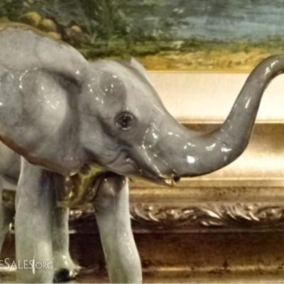 LOT 71: PATINATED BRONZE ELEPHANT SCULPTURE ON MARBLE BASE