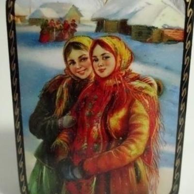 LOT 83B: 6 PC RUSSIAN HAND PAINTED LACQUERED BOXES