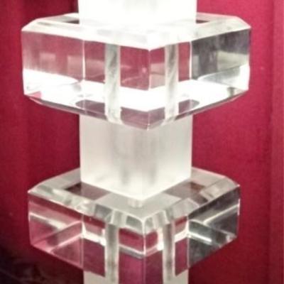 LOT 71D: LARGE STACKED BLOCK LUCITE LAMP