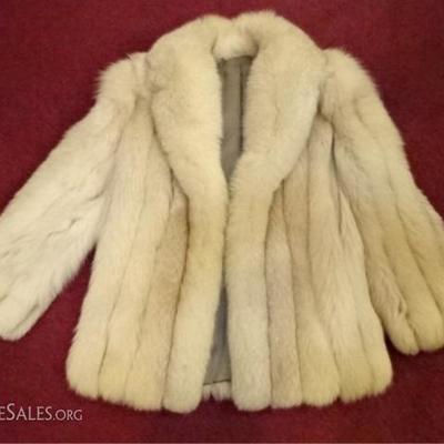 LOT 5A: FOX FUR COAT, GIORGIO SANT'ANGELO BY ROBERT SIDNEY, SIZE SMALL