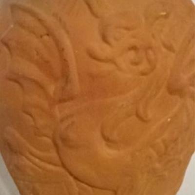 LOT 104B: POTTERY URN WITH BAS RELIEF DRAGON DESIGN