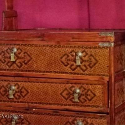 LOT 64D: CHINESE 5 DRAWER WOOD WEDDING BOX