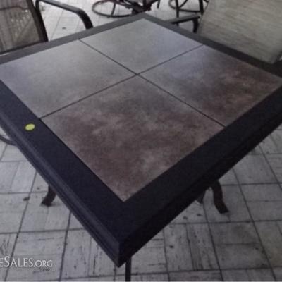LOT 110C: 5 PC PATIO SET, TABLE AND 4 ARMCHAIRS
