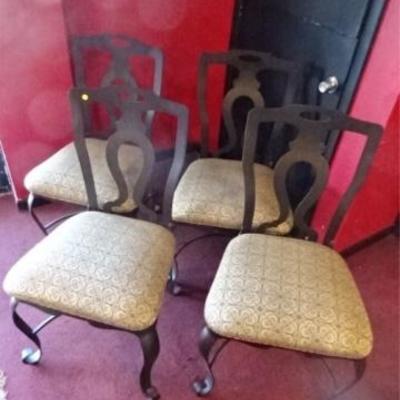 LOT 80D: 4 PC METAL CHAIRS