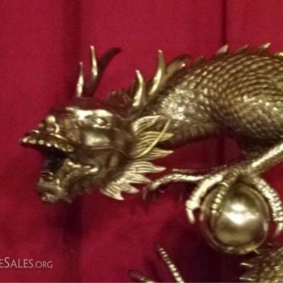 LOT 104: HUGE BRONZE CHINESE DRAGON SCULPTURE