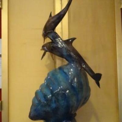 LOT 145: LARGE PATINATED BRONZE SCULPTURE